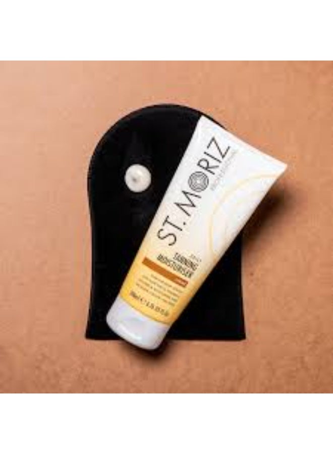 St. Moriz Professional Daily Tanning Moisturizer Light 200ml - Image 3