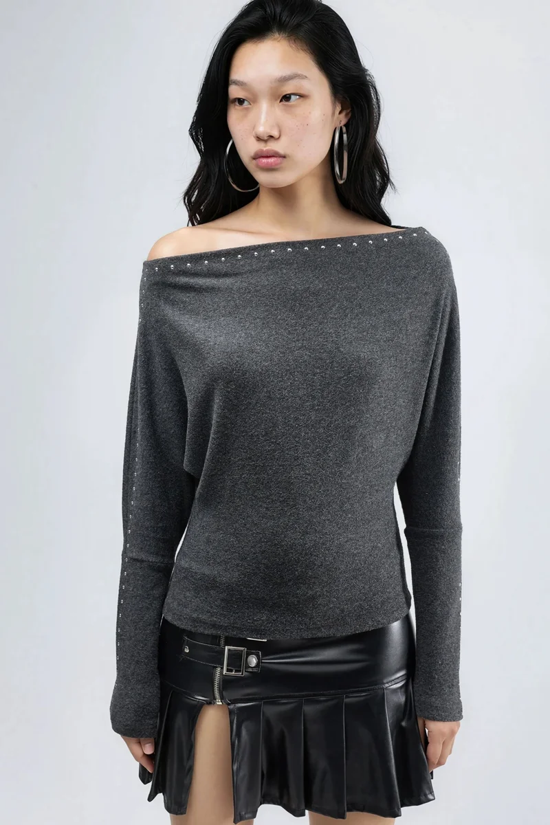Busem BUSEM Boat Neck Blouse with Stone Accessory