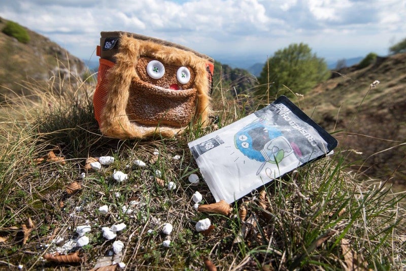 8B+ 8BPLUS Chalk for Climbing, Bouldering - Premium Quality - No Fillers or Drying Agents - Image 1
