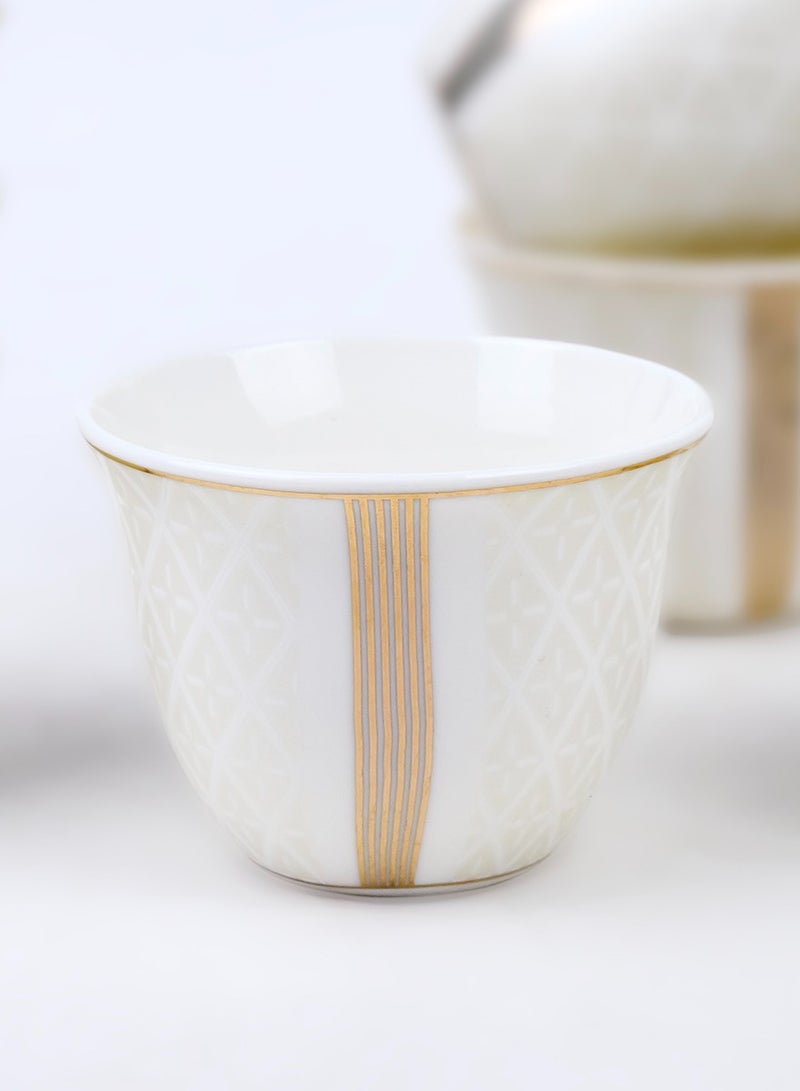 Shallow Shallow Porcelain Amara Cawa Cup, 80ml (12 Pieces, White & Gold)  - Image 3