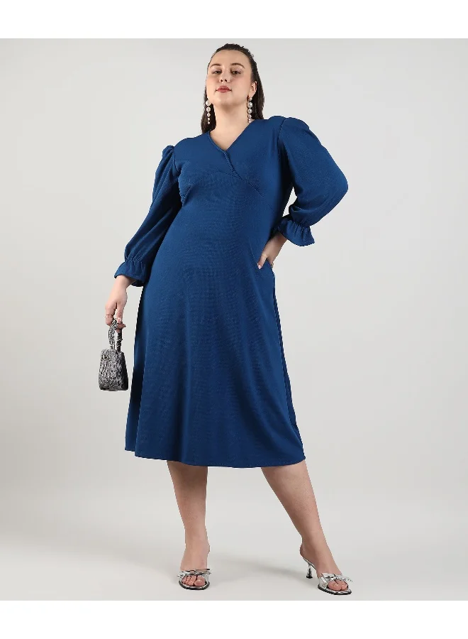 Instafab Plus Women's Indigo Blue Solid Cut-Out Midi Dress For Casual Wear | V Neck | Long Sleeve | Button Closure | Plus-Size Dress Crafted With Comfort With For Everyday Wear