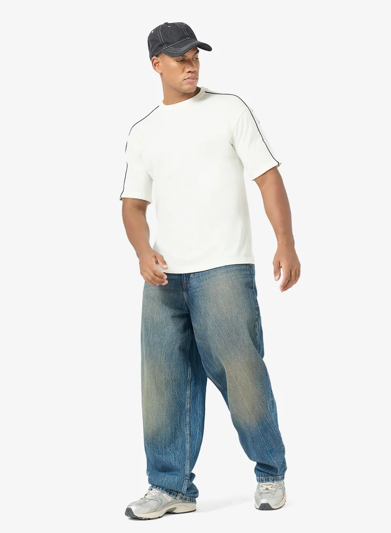 Seventy Five T-Shirt With Piping Detail On Sleeve