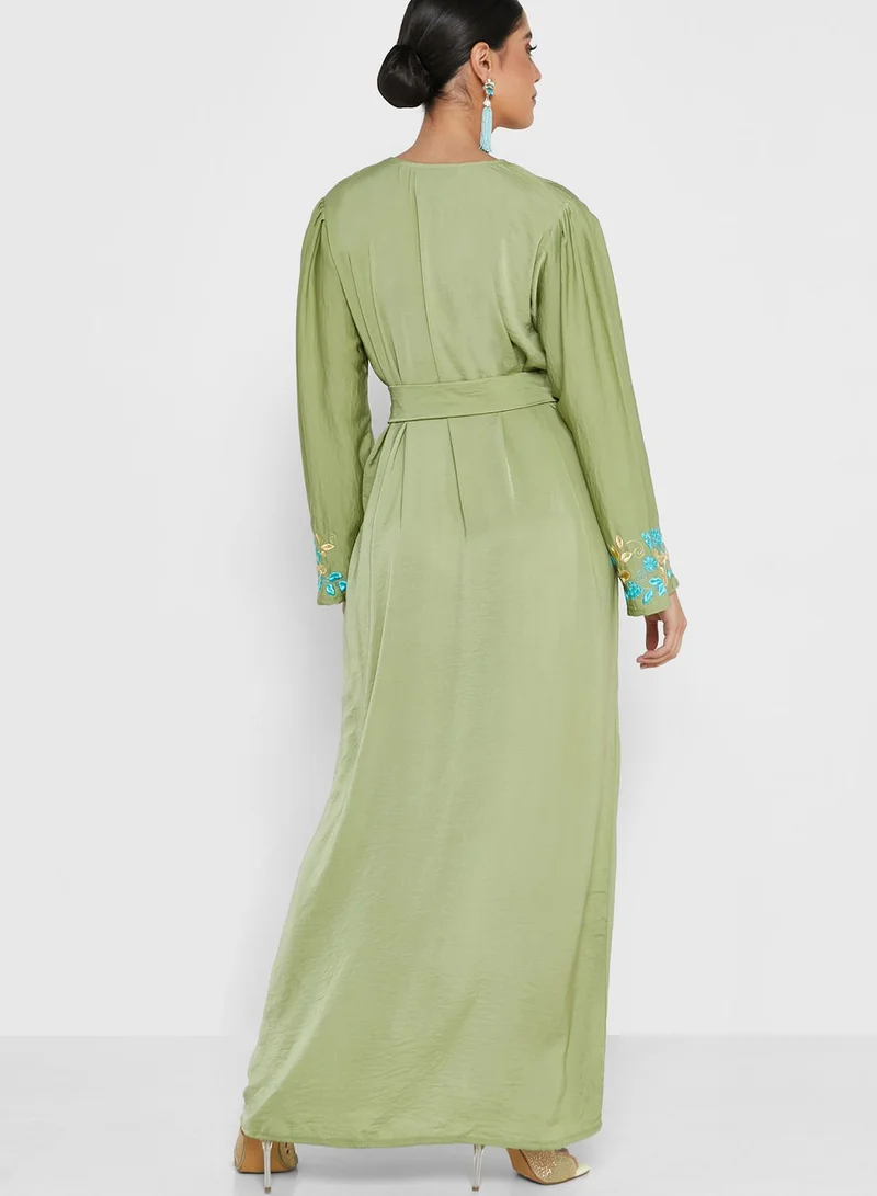 hayas closet Embellished Belted Jalabiya