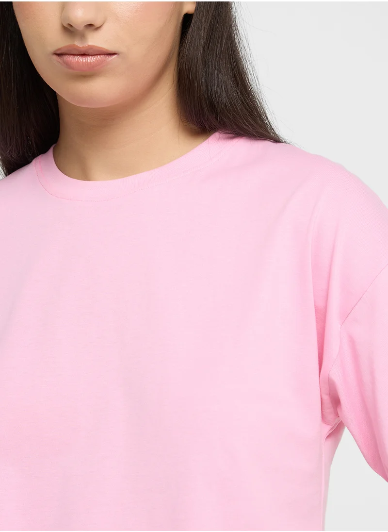 جينجر بيسيكس Boxy Cropped T-shirt