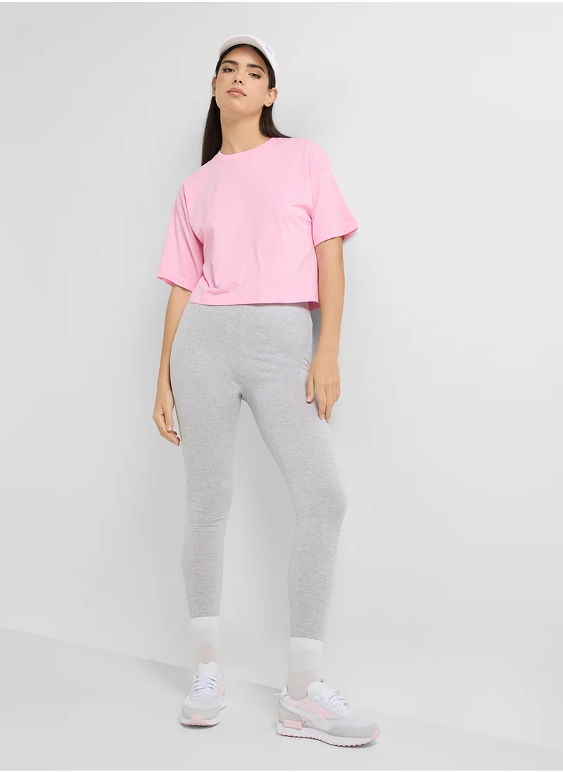جينجر بيسيكس Boxy Cropped T-shirt