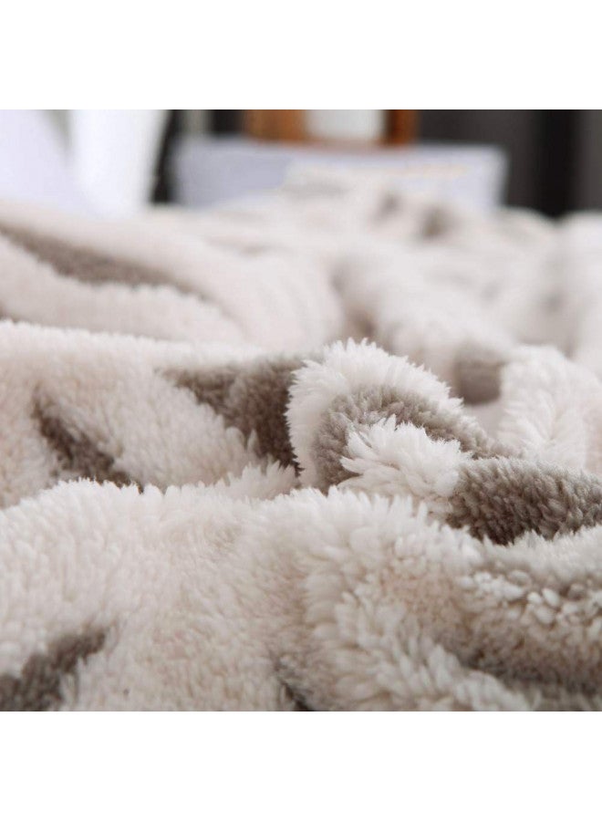 LOMAO Sherpa Fleece Blanket Fuzzy Soft Bed Blanket Dual Sided Throw Blanket fit Couch Sofa (Grey,51x63) - Image 3
