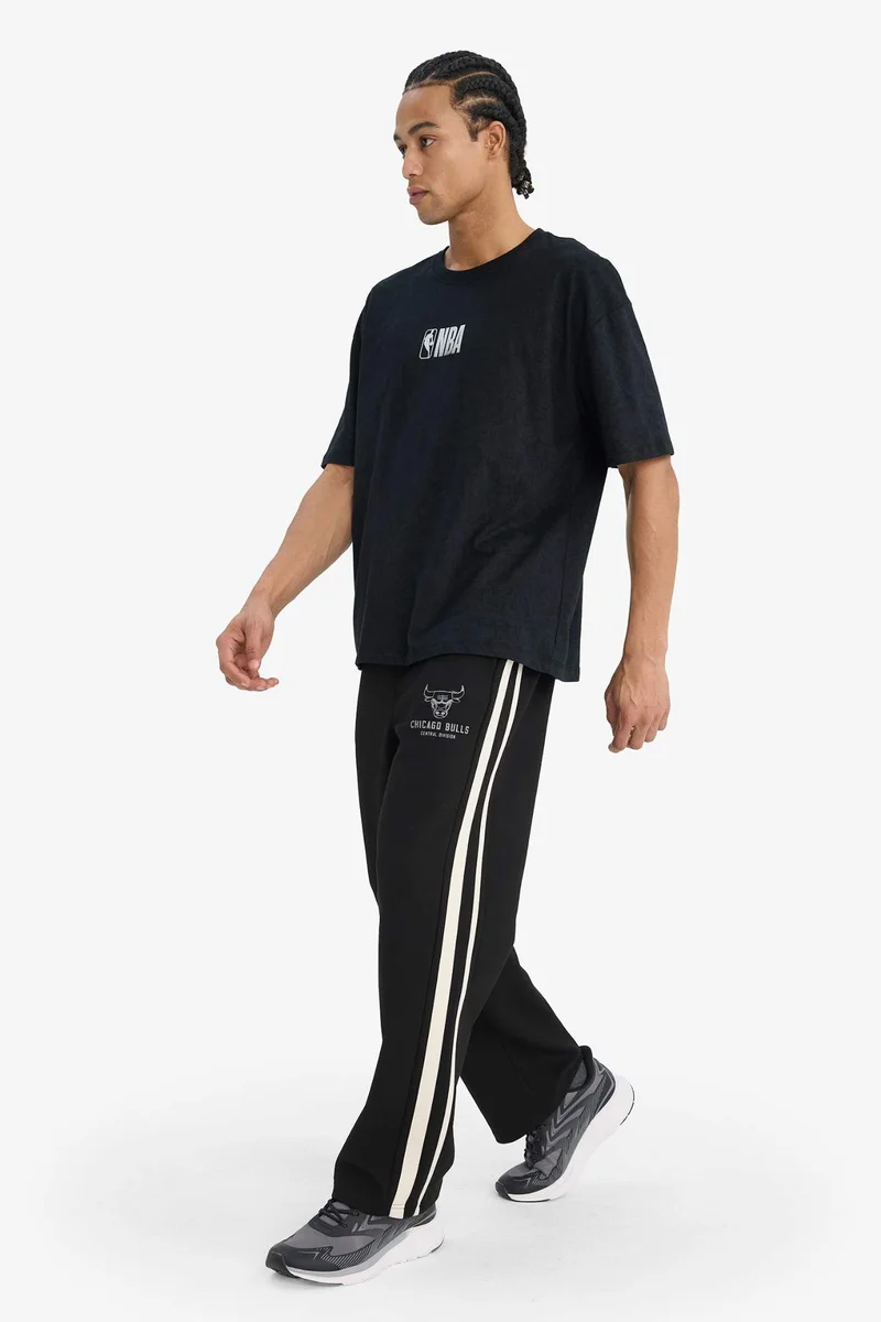 ديفاكتو Relax Fit Chicago Bulls Licensed Jogger
