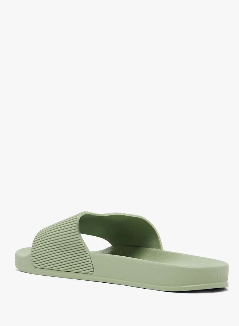 برايف سول Falcon Slides Sandals