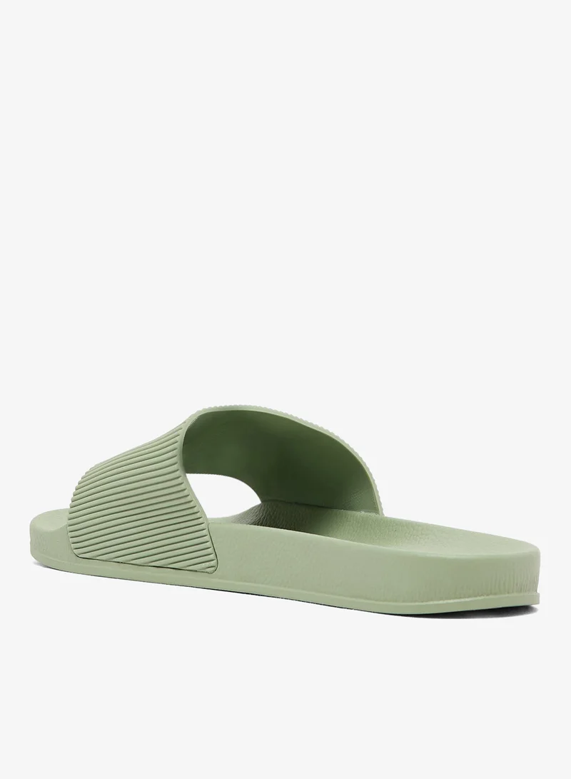 برايف سول صنادل فالكون سلايدز