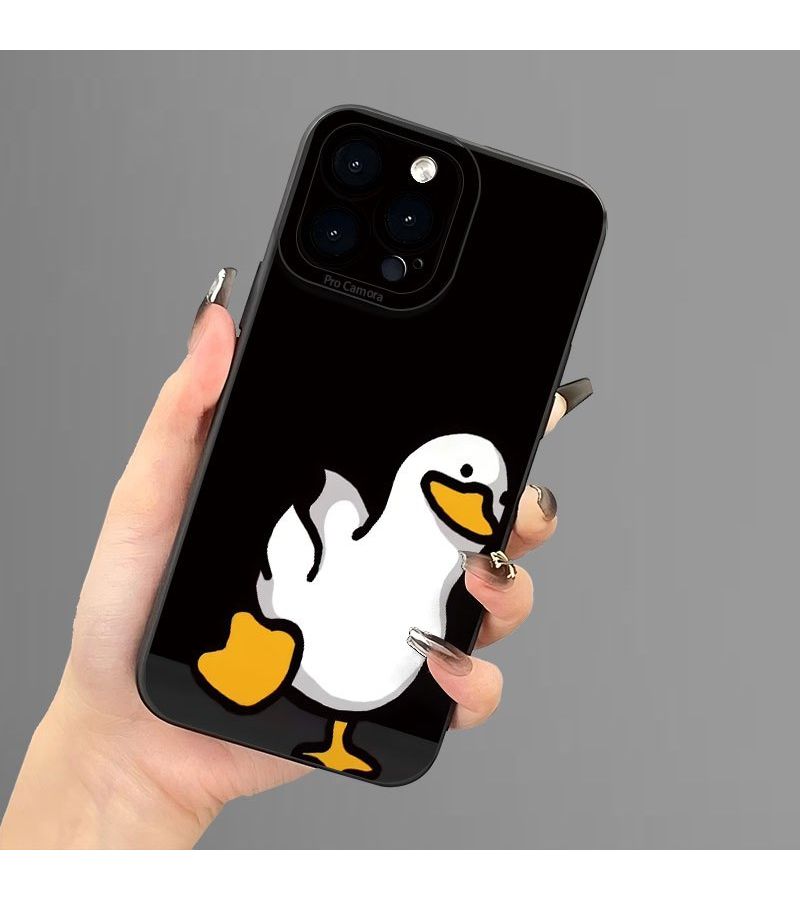 غطاء حماية للهاتف بنمط "البطة الصغيرة" مضاد للصدمات لهاتف iPhone 15 Pro، بملمس غير لامع، واقٍ من السقوط، باللون الأسود. - Image 4