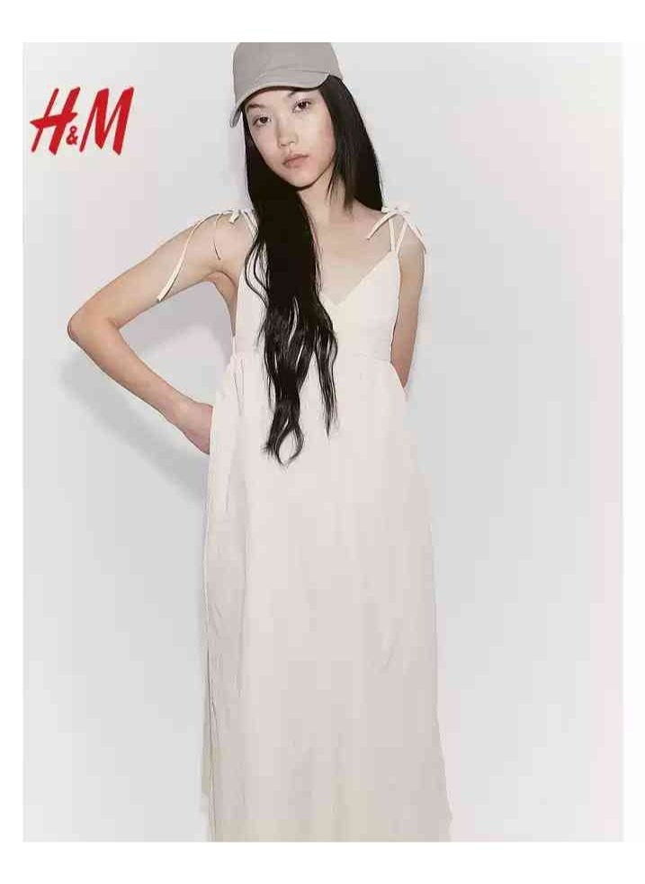 H and M - HM Women's New Loose Lightweight Comfortable And Fashionable Dress - Image 1