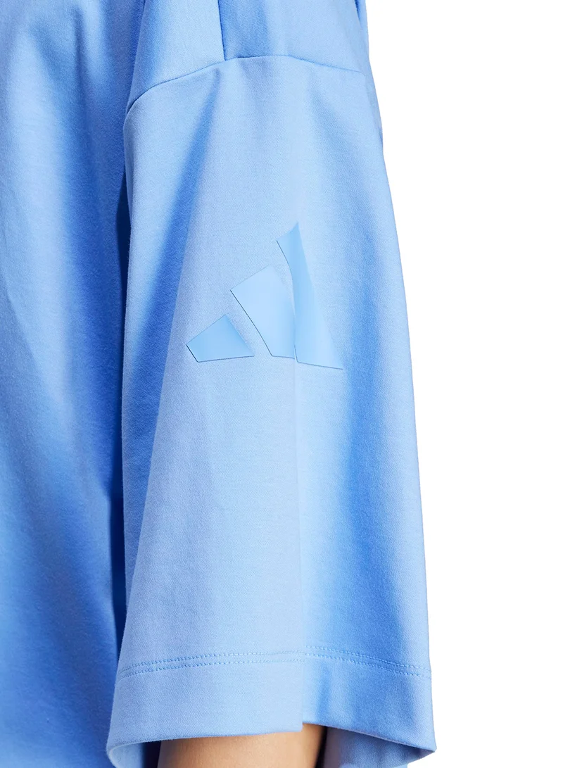 adidas تيشيرت فضفاض فاخر ناعم لجميع المواسم