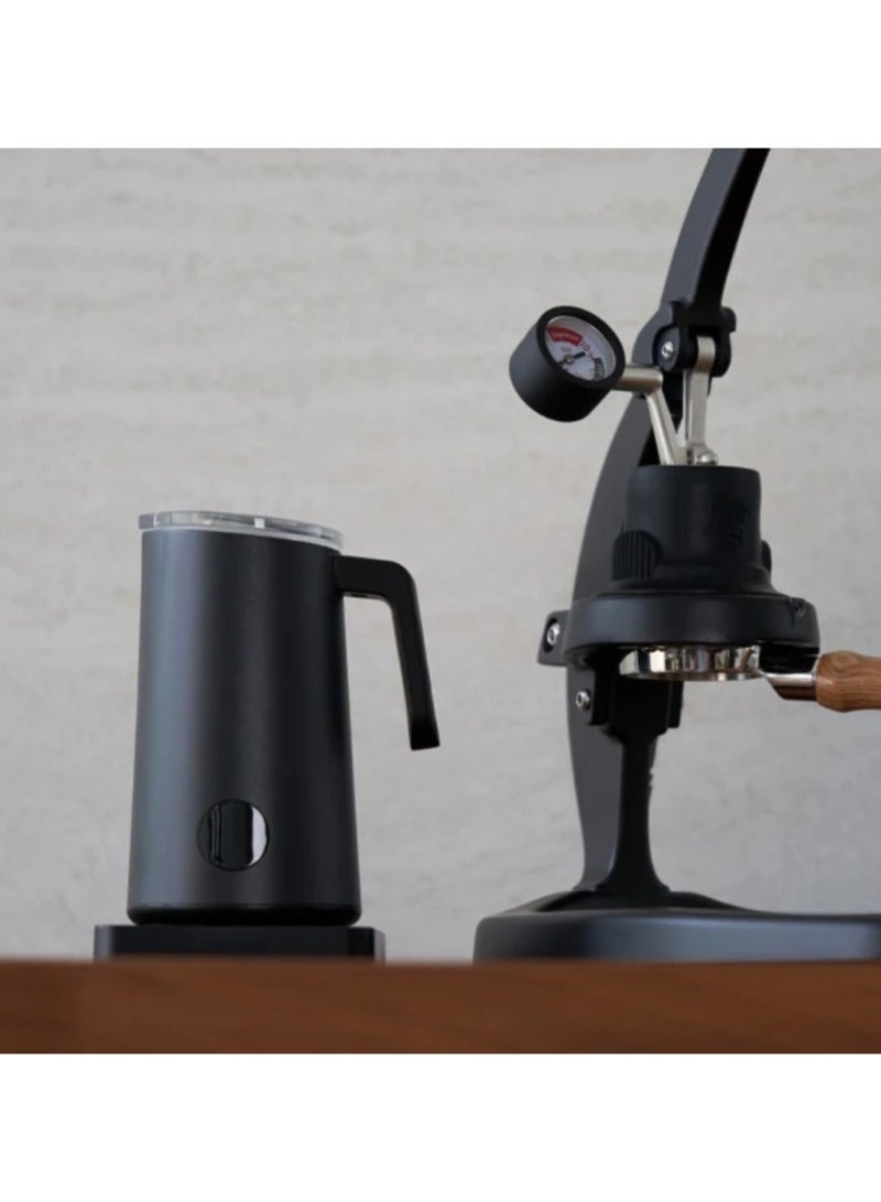 subminimal Espresso Tool Combo Pack: Subminimal Nanofoamer Gent 2 with Subminimal subscale, Digital Coffee Dosing Cup  - Image 2