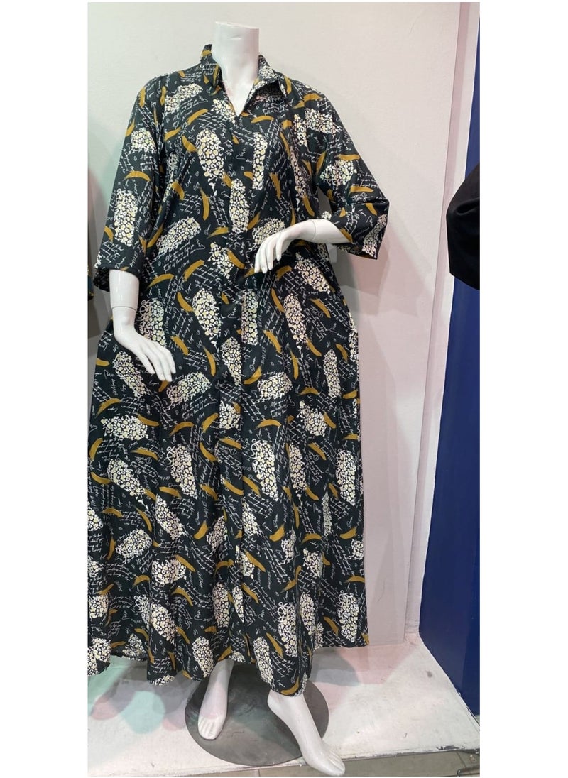 Gerenic - A floral robe made of comfortable and soft material on the skin. Multiple sizes to suit many different tastes and groups. - Image 1