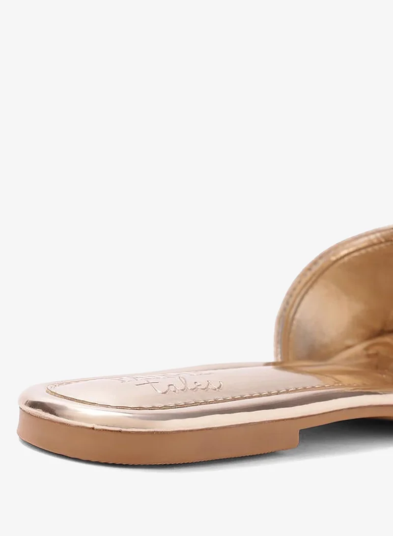 حكايات الأزواج صندل فلات معدني سهل الارتداء