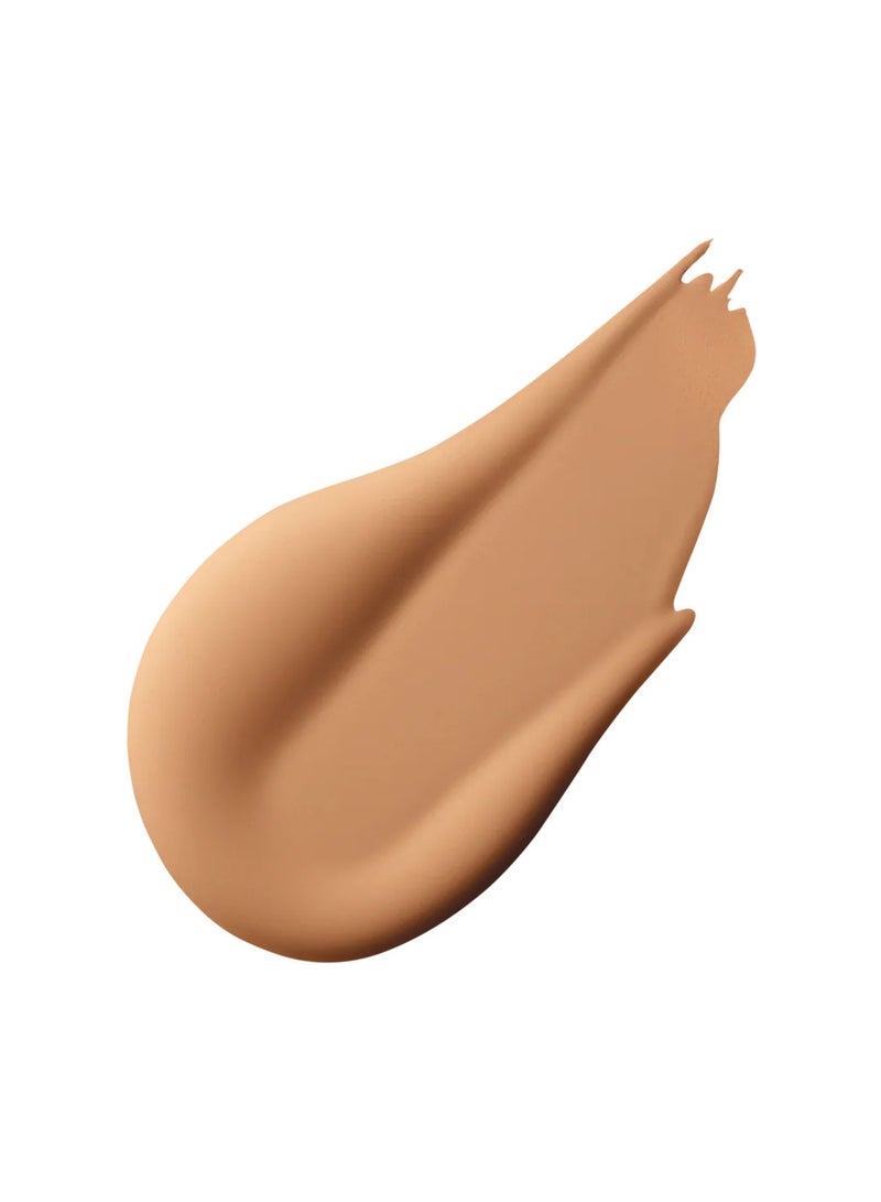 MAC Cosmetics Studio Radiance Serum powered Foundation NW22 - Image 2