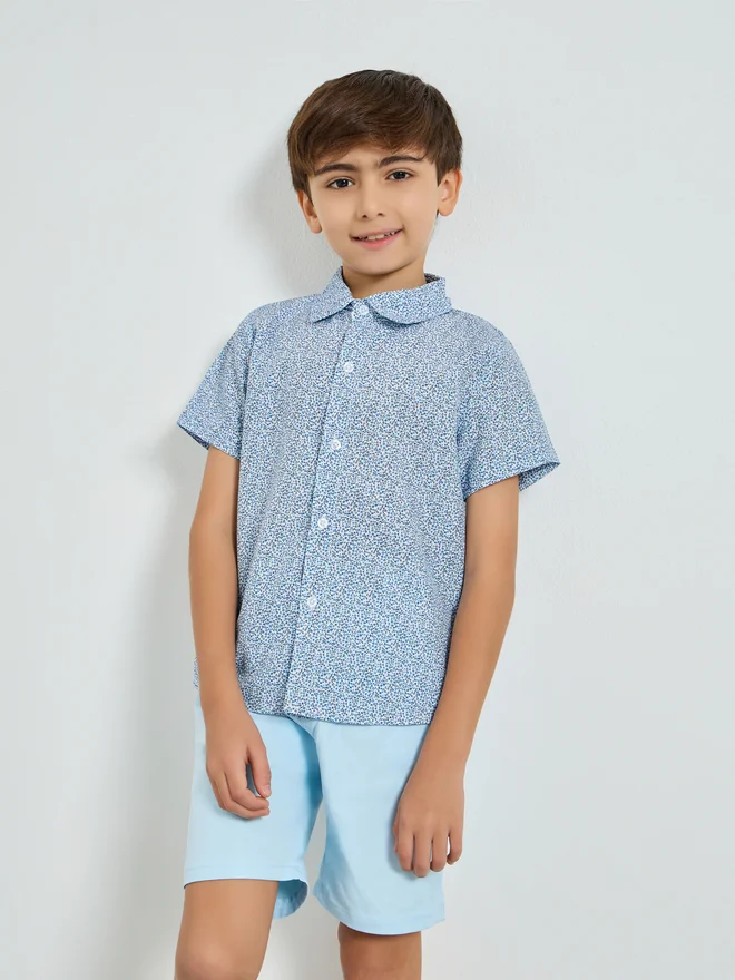 Styli Styli Boys Printed Shirt and Shorts Suspender Set