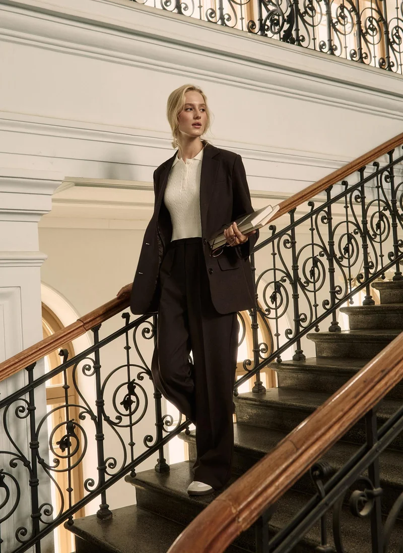 Lichi Suiting trousers with waist pleats