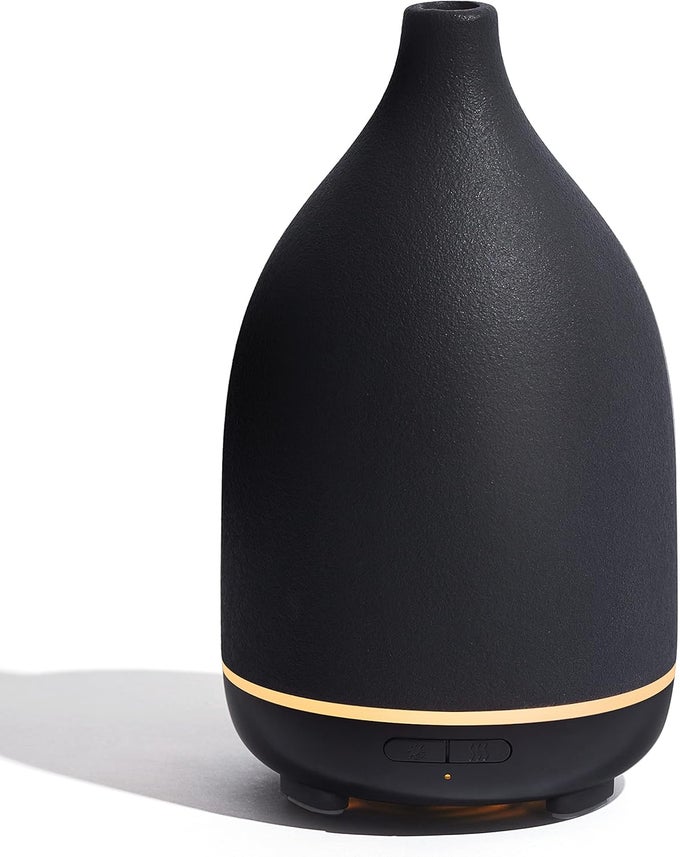 OIL DIFFUSER, 150ML CERAMIC DIFFUSER FOR ESSENTIAL OILS HANDCRAFTED AROMATHERAPY DIFFUSER ULTRASONIC COOL MIST HUMIDIFIER WITH 2 MIST MODES WATERLESS AUTO OFF FOR ROOM OFFICE, BLACK