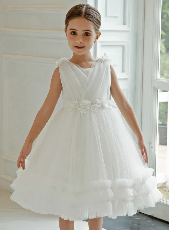 تايك تو فستان حفلات مزين بربطات فيونكة وحافة كشكش