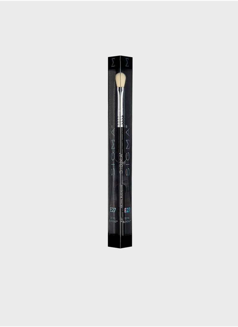 Sigma Beauty - Sigma Beauty E27 Detailed Eye Blending Brush - Image 1