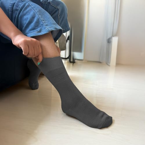 HEELIUM Woolen Socks for Men and Women | Soft, Warm & Durable Winter Socks | Non-Irritating, Thermal & Lightweight | Crew Length | Perfect for Cold Weather & Winter Comfort - Image 4