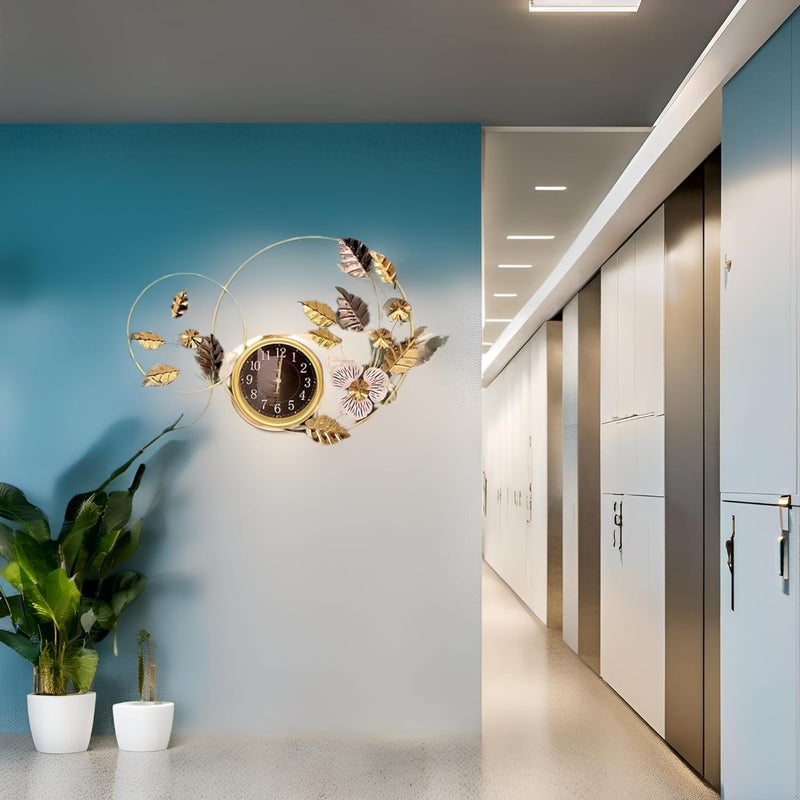 Earwig Metal Double Sided Wall Watch Decorative Indoor Outdoor Double Sided Easy to Read, Hanging Station Clock for Patio, Garden, Office Outside Corner Clock Decor (EW-24) - Image 5
