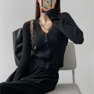 2024 Early Autumn New Stylish Age-Reducing Korean Chic Square Collar Cardigan Knit Jacket Womens Cropped Tops Square Collar Black [counter quality] - pzsku/Z6DAB84F1E8A46EAF5911Z/45/1746227995/fb5c2539-2b4e-4e88-b0df-a7c87d1358b0