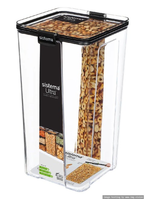 Sistema Tritan Ultra Square 4L, stackable container, comes with clear finish, durable and shatter proof. Is dishwasher safe and BPA Free.