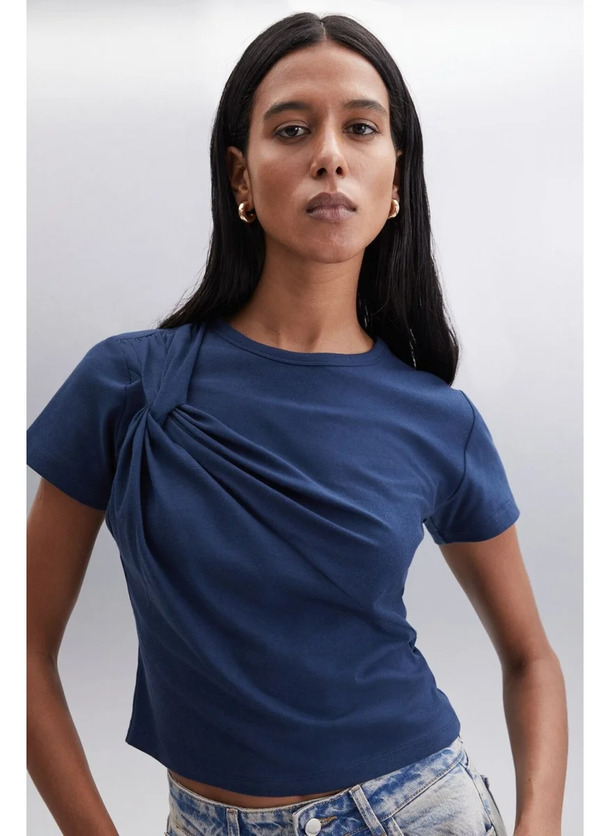 GRIMELANGE Yasmin Women's Slim Navy Blue Blouse