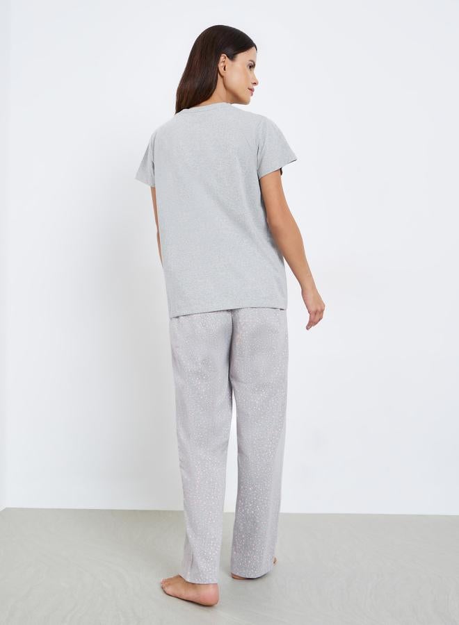 Styli Star Print Pocket T-Shirt and Pyjama Set - Image 5