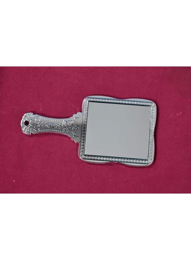Garden Of Arts مرآة مكياج وحقيبة فضية مربعة الشكل من جاردن أوف آرتس مع مقبض قبضة - Image 3