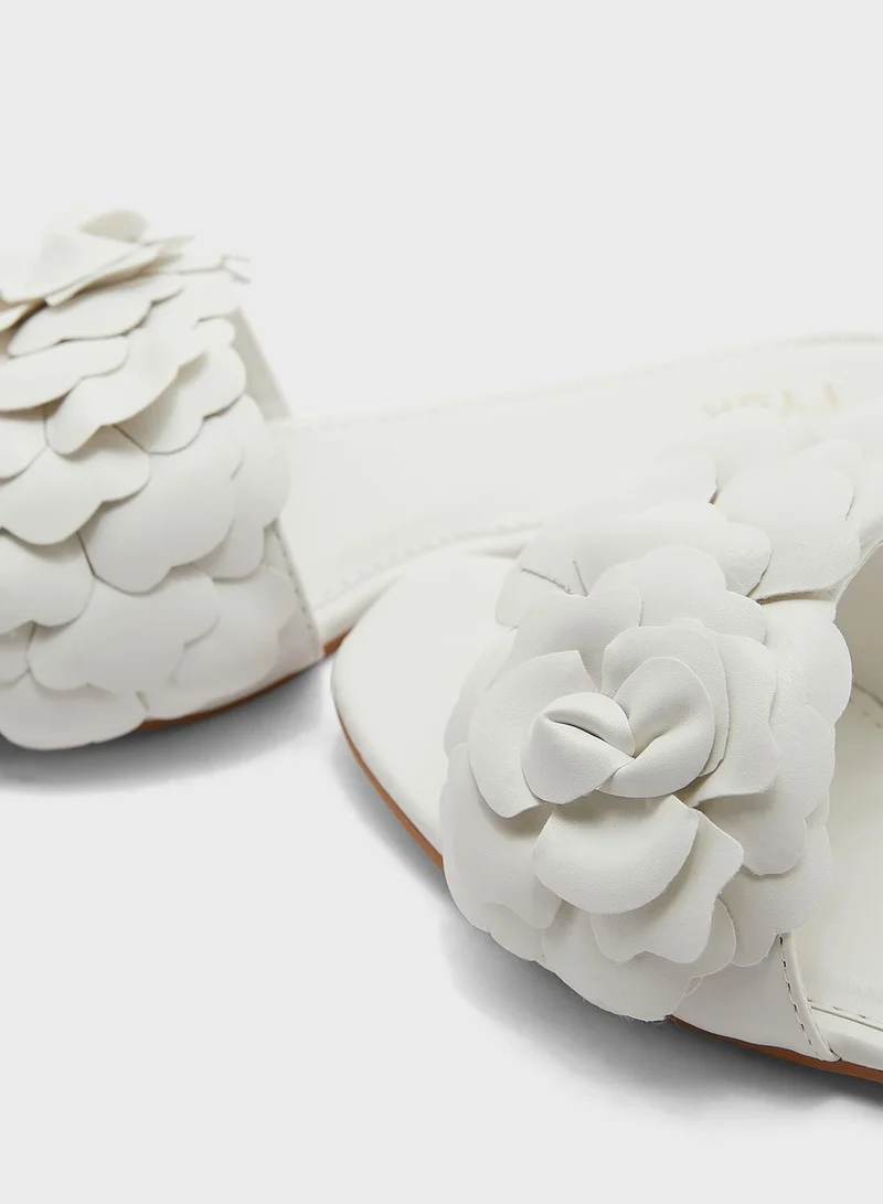 FYOR Casual Flat Sandals