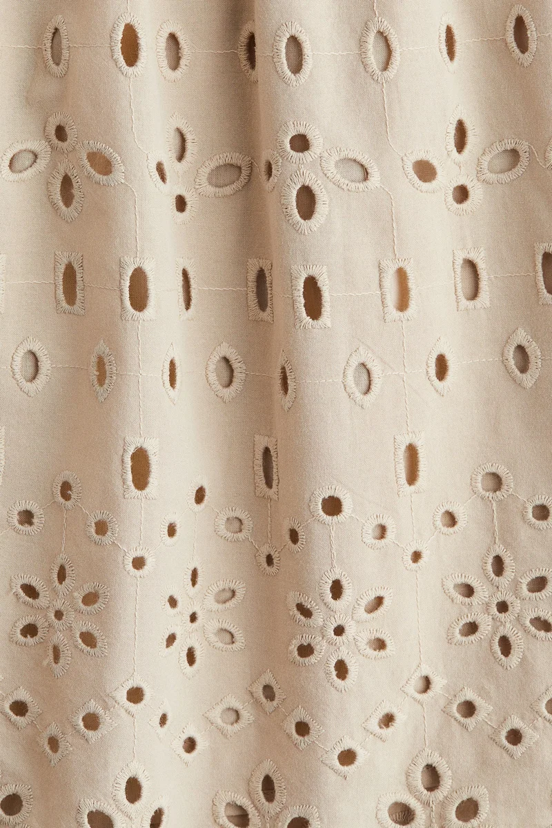 H&M Broderie anglaise shorts