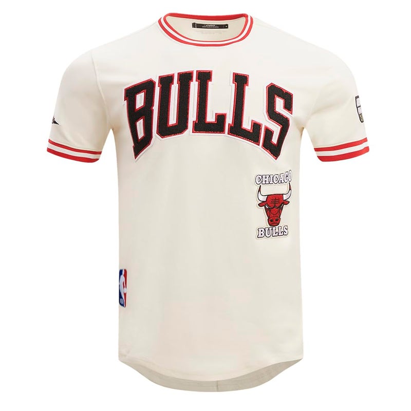 Pro Standard Mens NBA Chicago Bulls Retro Classics Short Sleeve Tee Eggshell/Red M - Image 1