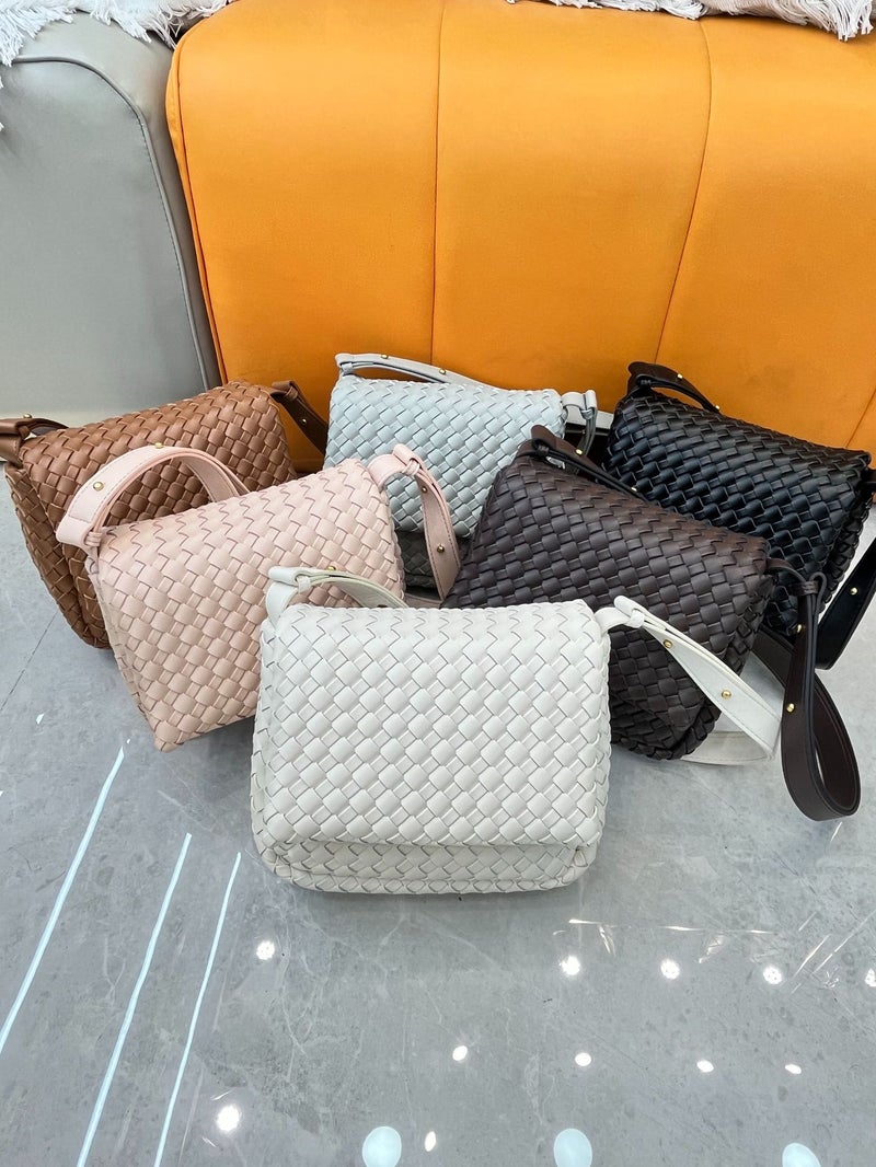 Elegant And Luxurious Trendy Woven Versatile Designer Style Internet-Famous Flip-Top Heavy-Duty Genuine Leather Bag For Simple Commuting - Image 4