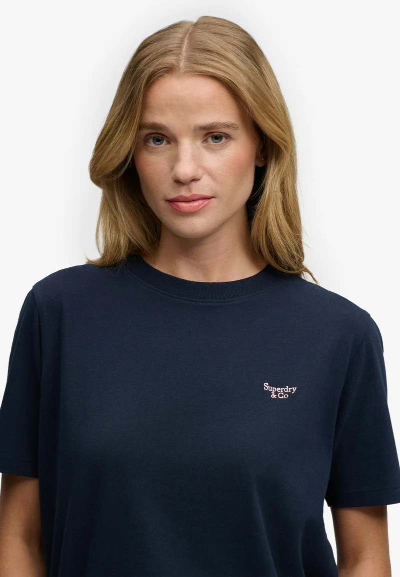 Superdry Signature Embroidered T-shirt