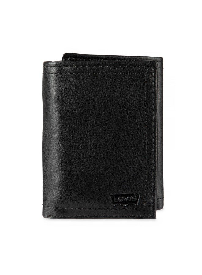 ليفايز محفظة ثلاثية الطيات للرجال من Levi's - أنيقة ونحيفة تتضمن نافذة لبطاقة الهوية وحامل لبطاقة الائتمان، شعار منقوش باللون الأسود - Image 1