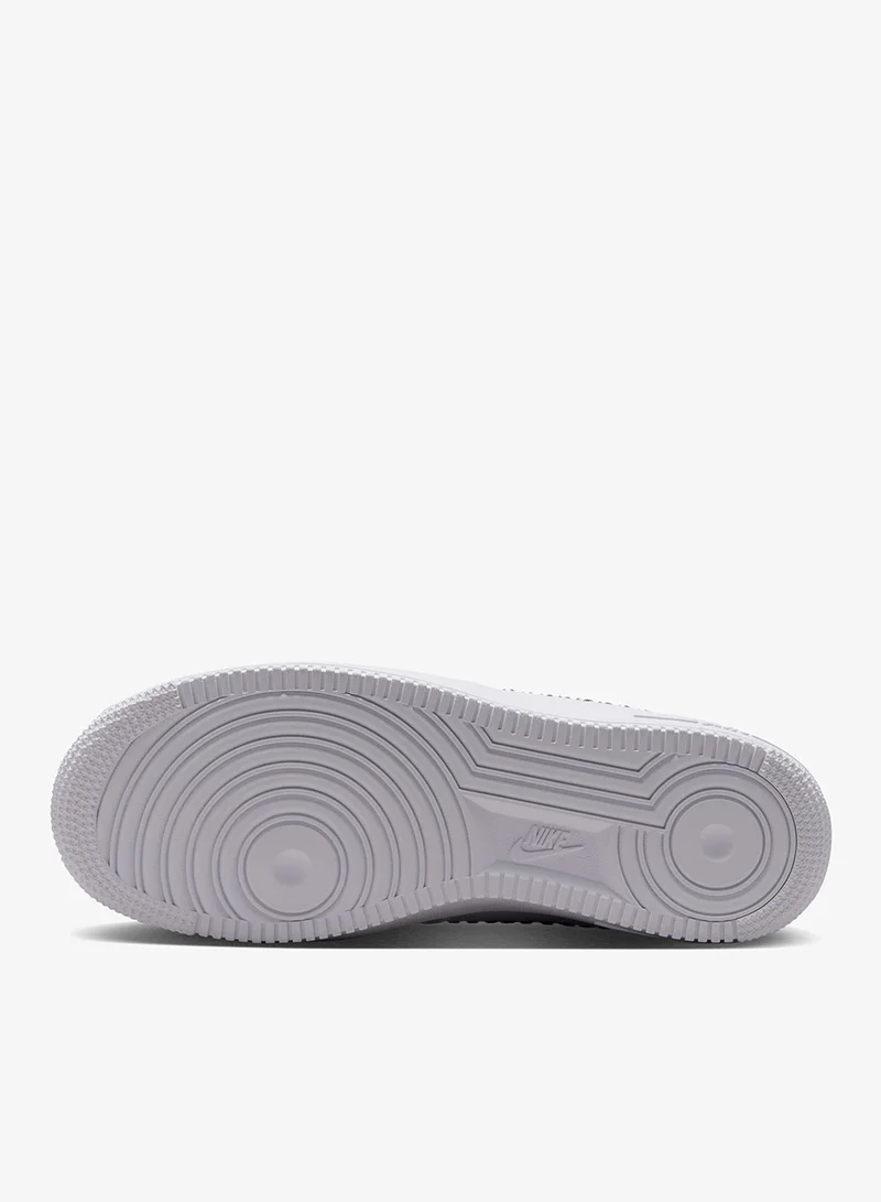 Nike WHITE/MTLC SILVER-WHITE-WHITE-WHITE-MTLC SILVER Air Force 1 '07 Lv8 Xwfw for Women | Best Price UAE