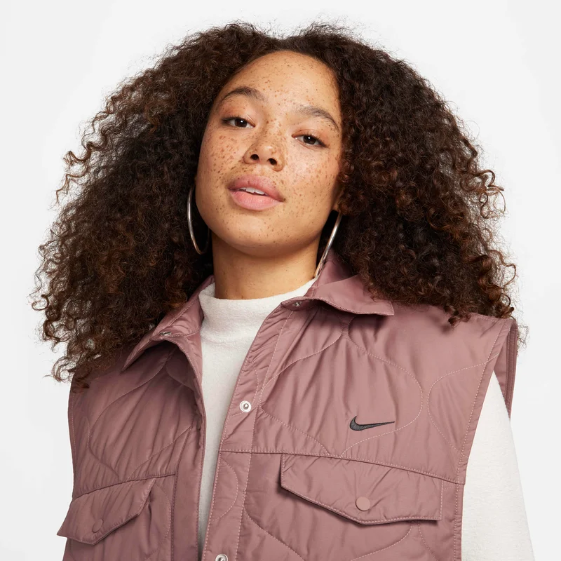 Nike Green Women's Sportswear Essential Gilet for Women | Best Price UAE