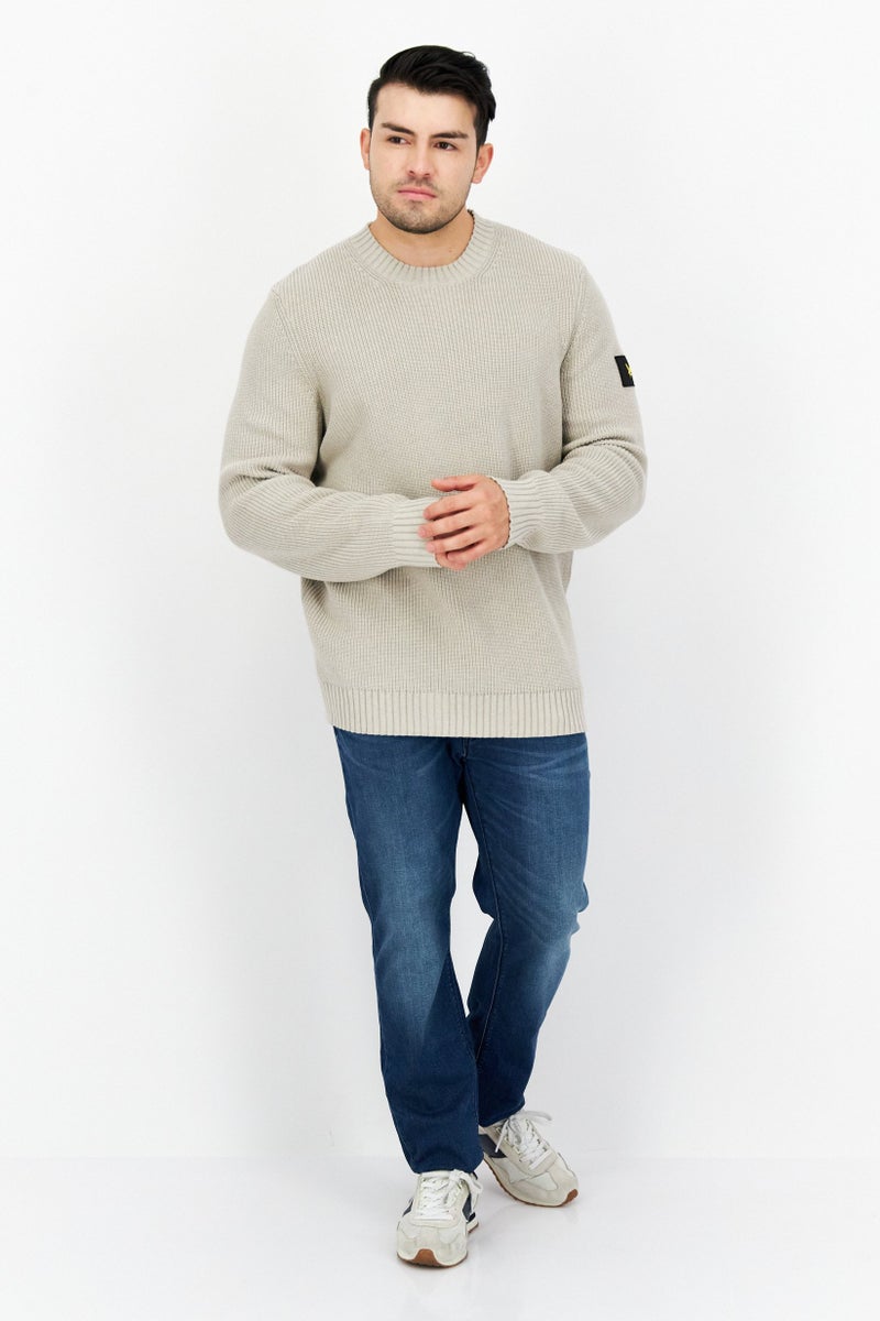 Lyle & Scott Men Crew Neck Ribbed Long Sleeve Printed Sweaters, Light Grey - Image 2
