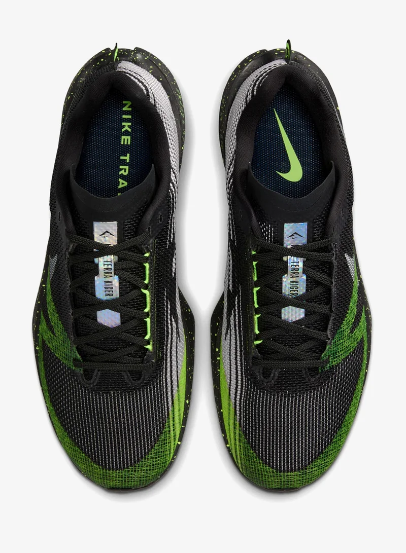 نايكي تيرا كيجر ١٠