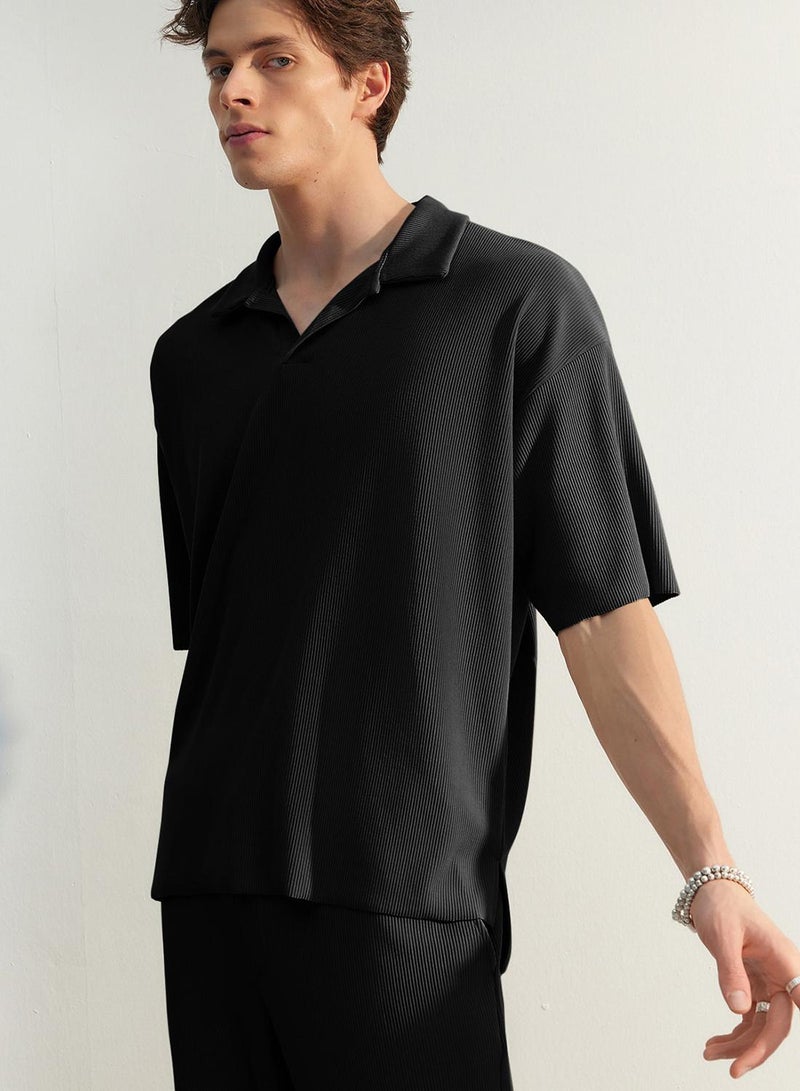 trendyol Black Oversize Textured Wrinkle-Free Ottoman Polo Collar T-Shirt - Image 2