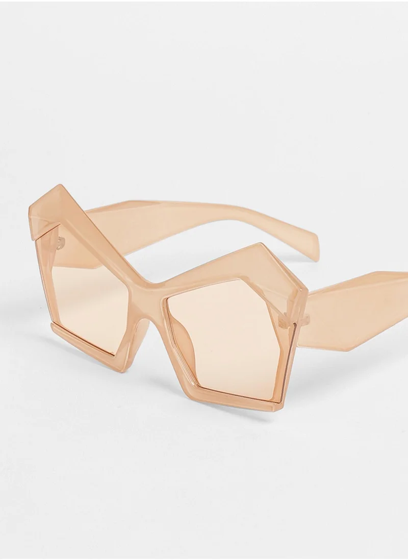 صوص هاوت The Blade Geometric Sunglasses - Saltbox Beige