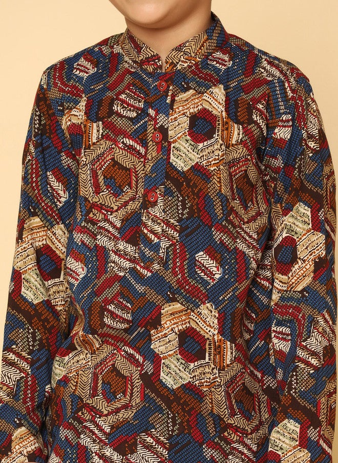 KISAH كيساه أولاد كورتا مستقيم مطبوع بألوان تجريدية مع بنطلون دهوتي - Image 2