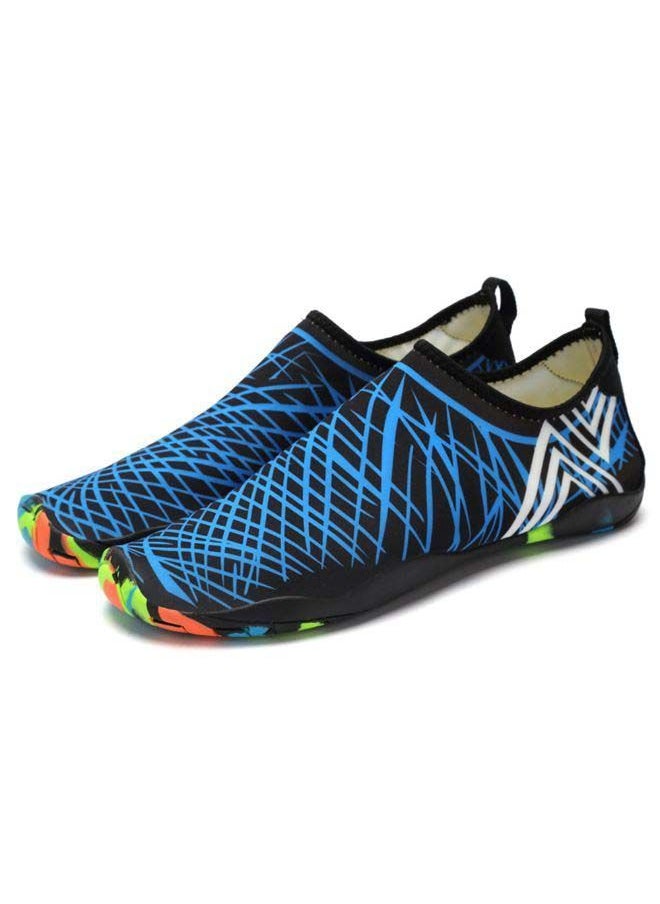 NIBEMINENT Pair Of Quick Dry Barefoot Water Shoes  - Image 2