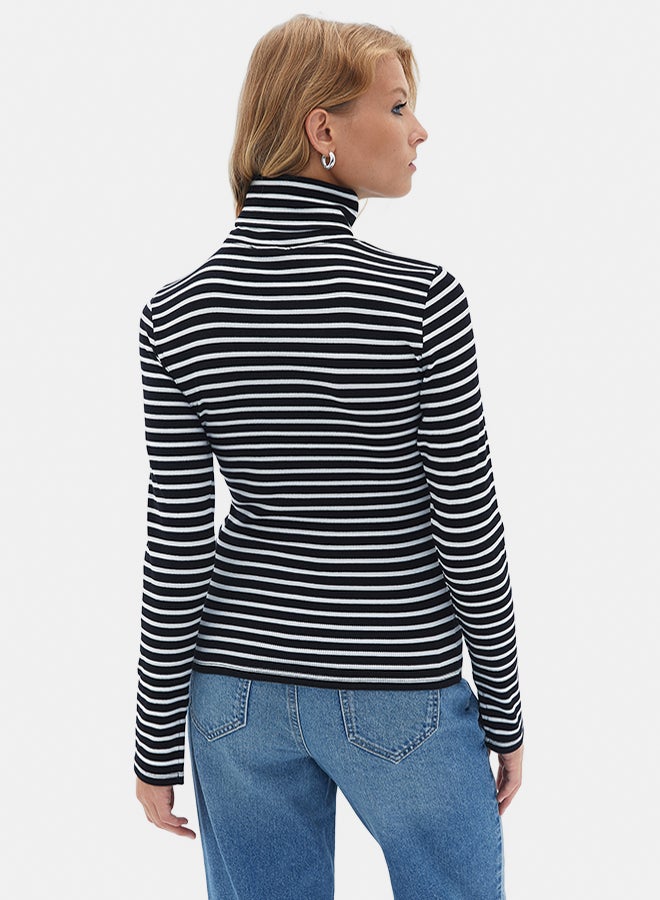 OXXO Ladies Knitted Sweater  - Image 4