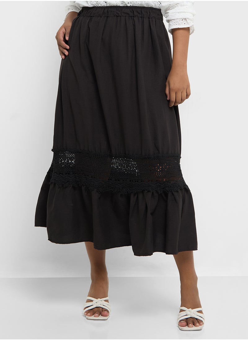 Ginger Plus - Midi Skirt With Lace Detailing - Image 1
