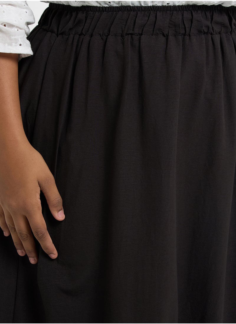 Ginger Plus - Midi Skirt With Lace Detailing - Image 1