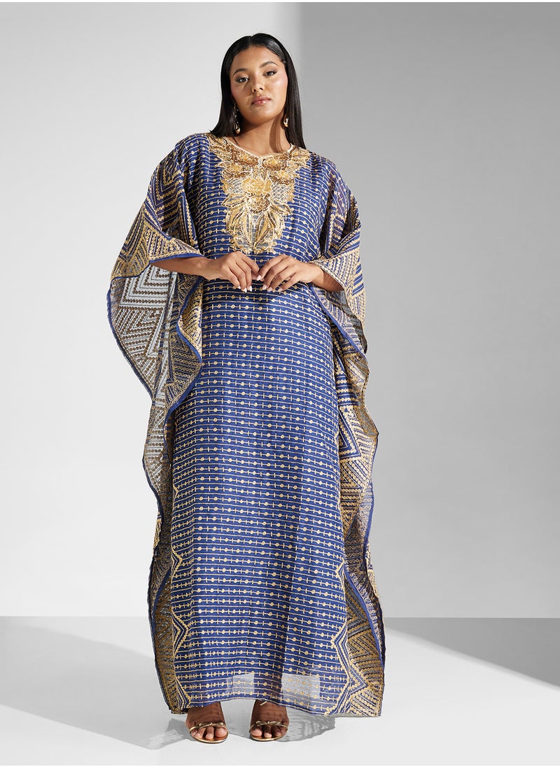 Plus size embroidered kaftan with sleevless inner